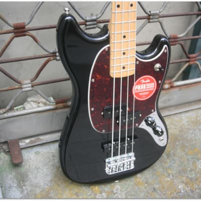 Fender FENDER "Mustang Bass Special Edition PJ Maple Neck Black" image 8