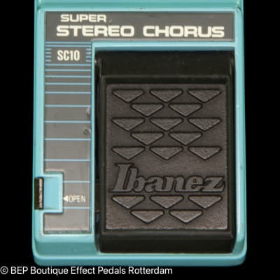 Ibanez SC10 コーラス　ヴィンテージ Ibanez SC10 Super Stereo Chorus Demo - YouTube