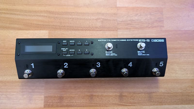 Boss ES-5 Effects Switching System