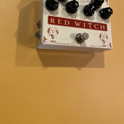 Red Witch Medusa image 2