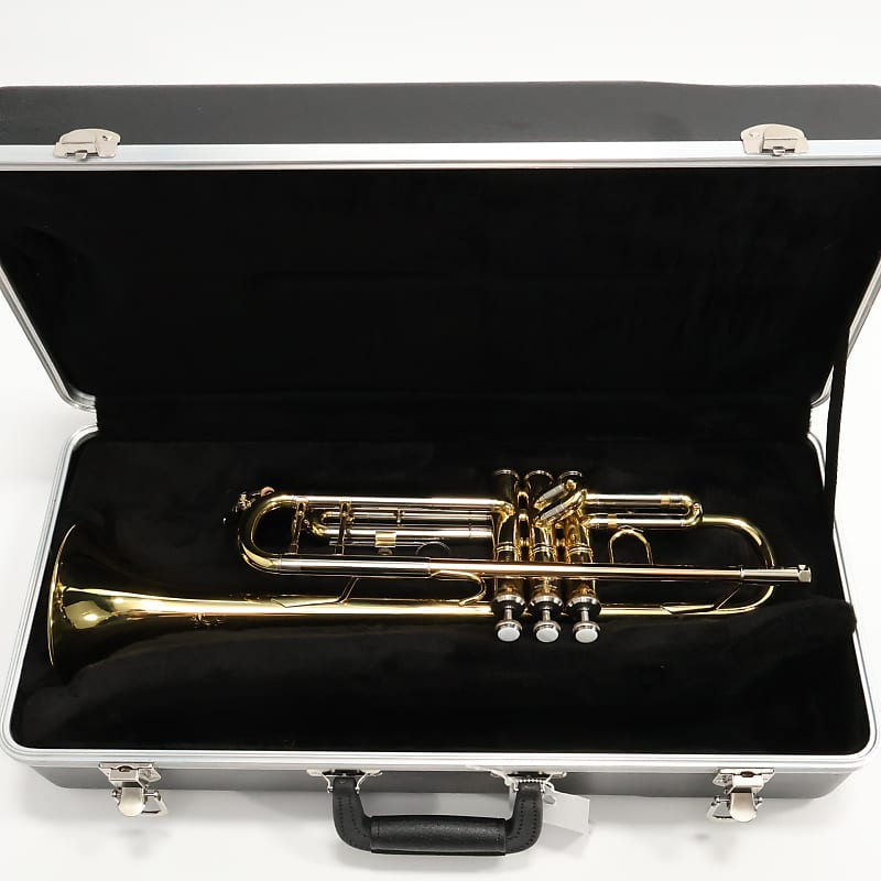 Bach Model BTR301 Student Bb Trumpet MINT CONDITION image 1