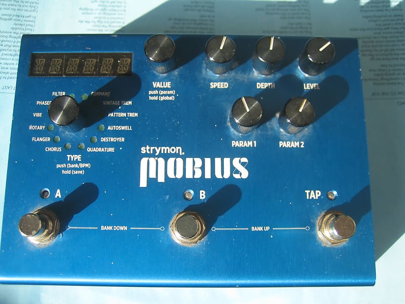 Strymon Mobius