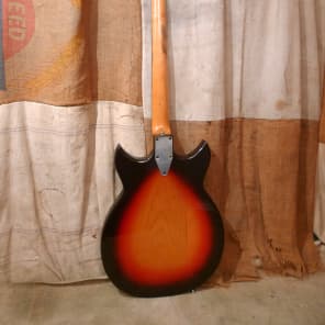 Microfrets Signature Bass 1971 Sunburst image 7