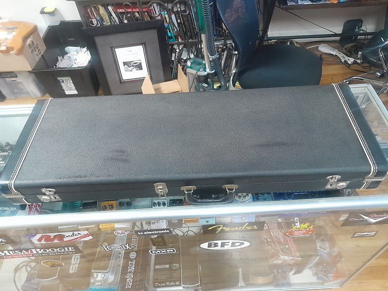 Fender Stratocaster/Telecaster (NO LOGO) Guitar Case! 1964 Reverb