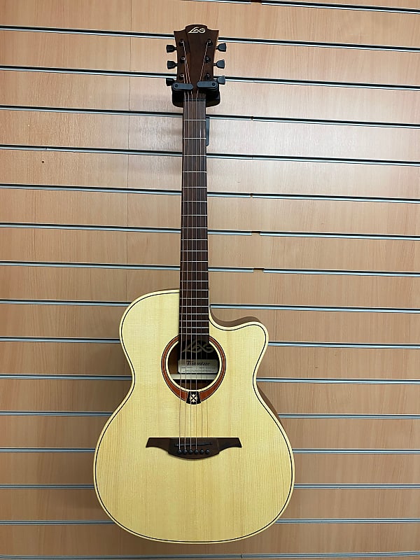 Lag T70ACE Auditorium Cutaway 2010s - Silk | Reverb UK