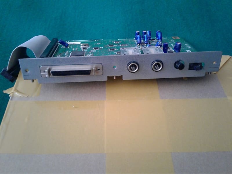 KORG TRITON Le (EXB-SMPL搭載) KORG EXB-SMPL Sampling Board for TR Series | Musician's Friend