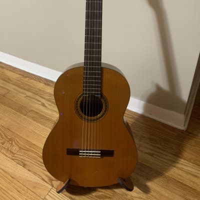 Yamaha C40 PKG Nylon String Classical Guitar GigMaker Starter Pack