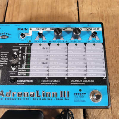 Roger Linn Design AdrenaLinn III – Guitar Effects Processor, Amp Modeler, and Rhythm Box in One image 3
