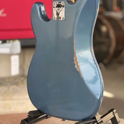 Immagine Fender Custom Shop 64 PRECISION BASS RELIC® Aged Lake Placid Blue - 8