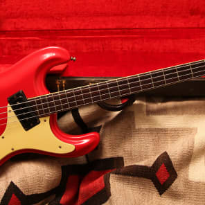 Mosrite Ventures Bass Candy Apple Red 1966