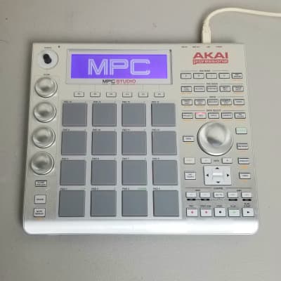 MPC Studio Music Production Controller V1 - Silver image 3