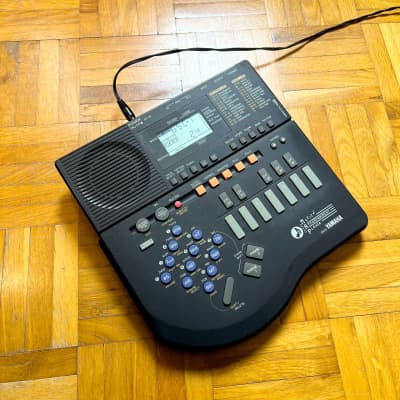 Yamaha QR-10 Music Accompaniment Player (Japan, 1993)! Portable Sequencer, Arranger, Sampler, Drum Machine, Guitar Accomp, etc.! Read the full ad! image 4