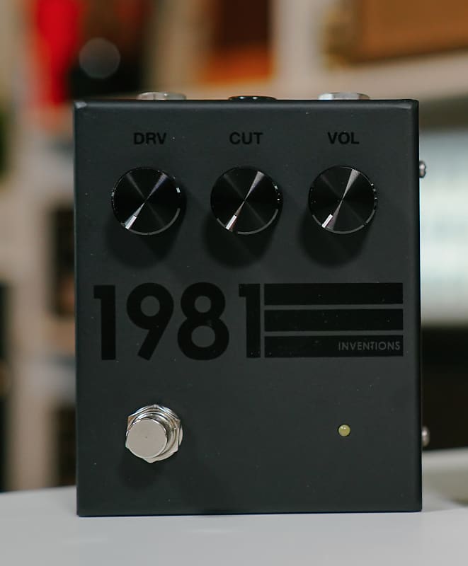 ギター 1981 Inventions DRV Gold/Black 1981 Inventions DRV (Gold/Black)｜ミュージックランドKEY