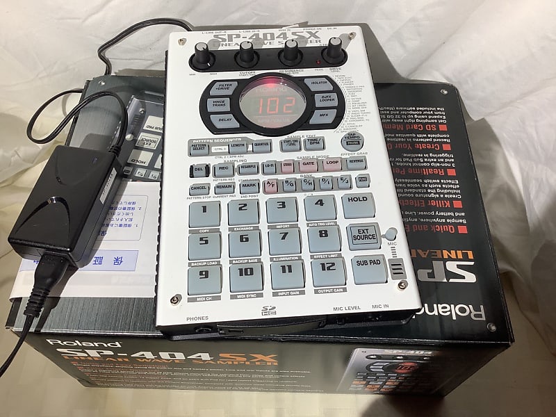 Roland SP-404SX Linear Wave Sampler - LIMITED COLOR WHITE