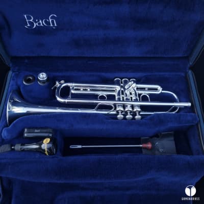 Bach stradivarius180ML 17万番代 Bach 180S Stradivarius 37 Bell Series Professional Bb