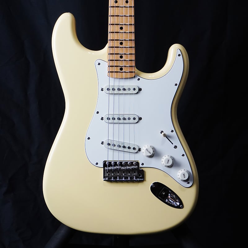 Fender ST-YJM Yngwie Malmsteen Signature Stratocaster Made