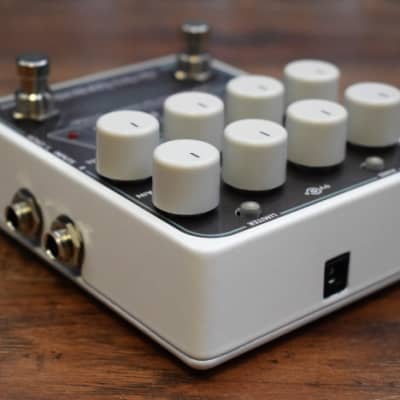 Electro-Harmonix Platform Stereo Compressor / Limiter | Reverb