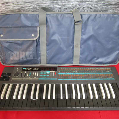 KORG Poly-800 Reverse key model New memory battery TESTED w/Bag #8