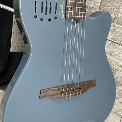 Godin #052387 Multiac Mundial Arctik Blue 6 String RH Nylon Acoustic Electric Guitar with Gigbag image 3