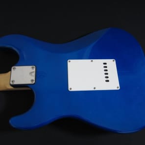 Austin AST 100 Strat Style Electric Guitar Metalic Blue image 4