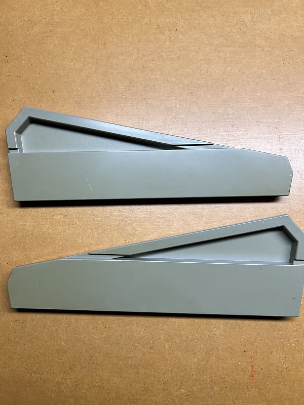 Roland TR909 Genuine End Cheeks / Side Panels TR909 Reverb UK