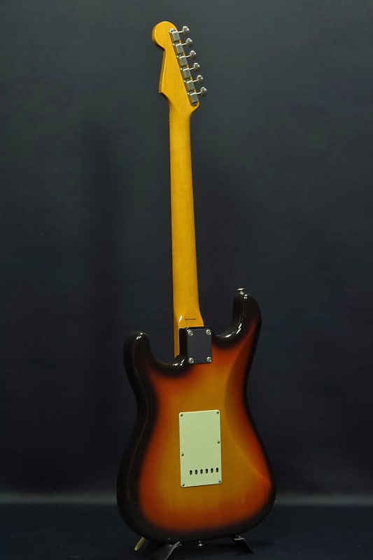 ギター Fender ST62-DMC Fender Japan ST62-DMC VWH <フェンダージャパン>｜平野楽器