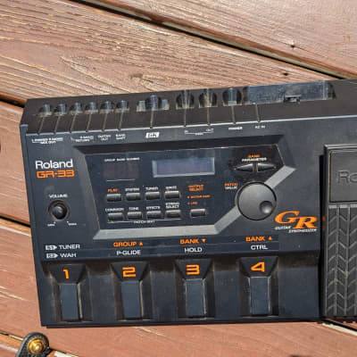 Roland GR-33 Synth Pedal board - Mid 90's