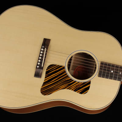 Gibson J-35 30s Faded (#088) image 4