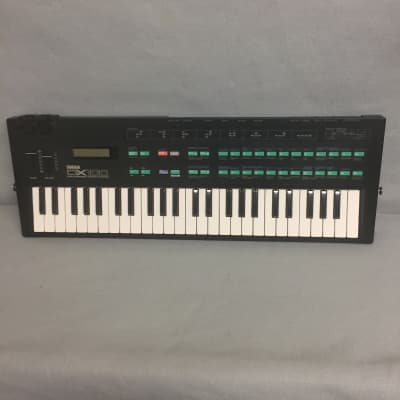 Yamaha DX100 Programmable Algorithm Synthesizer 1985 - Black