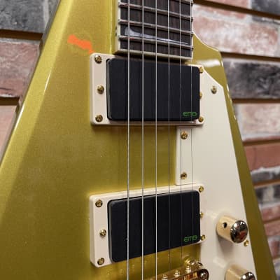 ESP LTD Kirk Hammett V Metallic Gold image 3