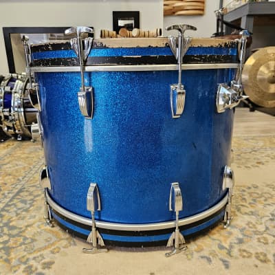 Ludwig No. 989 Big Beat Kit in Blue Sparkle 22-16-13-12" 3-ply Blue/Olive Badge image 3