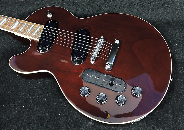 Revelation RLR LP. Left Handed. Wine Red Reverb Belgium