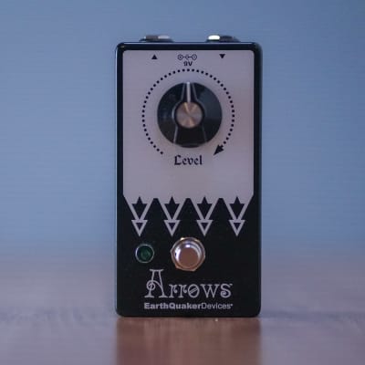 EarthQuaker Devices Arrows Preamp Booster V2