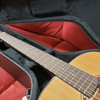Washburn AF5KAU OM Acoustic Guitar W/Case  Natural image 4