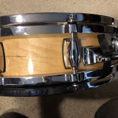 Gretsch Maple 14 x 4  natural lacquer finish Die-cast hoops Free shipping image 5