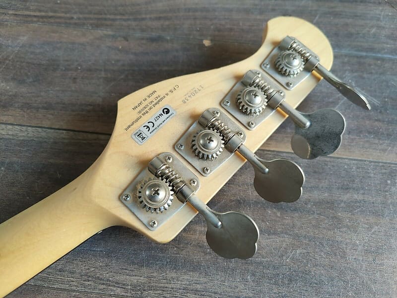 Fender Made in Japan FSR Traditional 60s Jazz Bass (Vintage