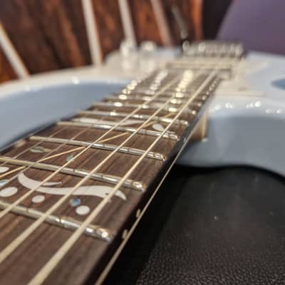Ibanez PIA3761C-BLP Steve Vai “PIA” Signature Edition E-Guitar 6 String – Blue Powder + Hardcase image 5