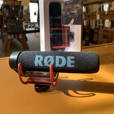 RODE Video Mic Go Lightweight On-Camera Microphone image 1