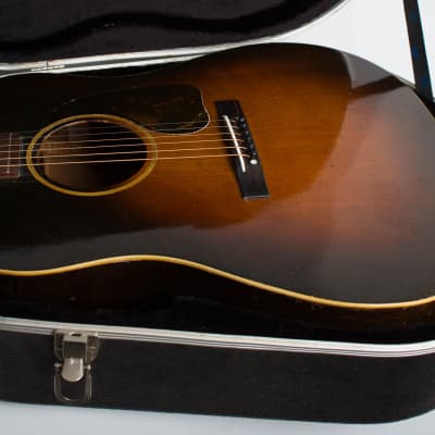 Gibson  J-45 Banner Flat Top Acoustic Guitar (1943), ser. #2681-24 (FON), molded plastic hard shell case. image 12