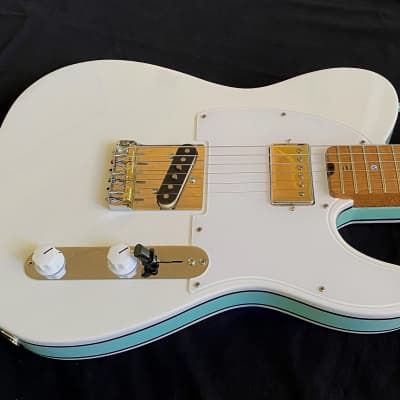 Revelator Guitars - Retrosonic Deluxe - Olympic White & Foam Green image 8