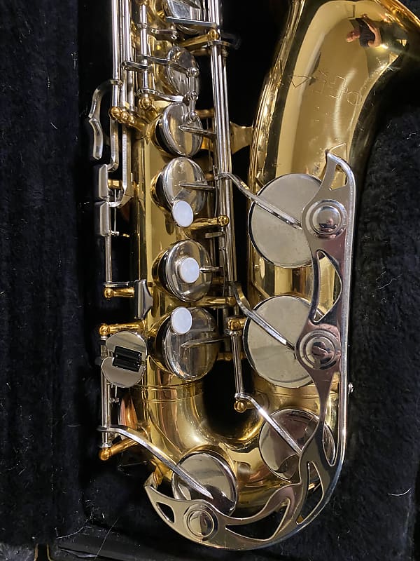 Vito (Yamaha made) Alto Saxophone 80's Brass laquer | Reverb