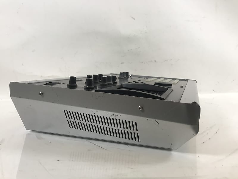 EDIROL ビジュアル シンセサイザー CG-8 サンプラー Roland Roland Edirol CG-8 Visual Synthesizer | Reverb