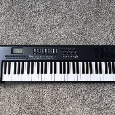 Axiom 61 store midi keyboard