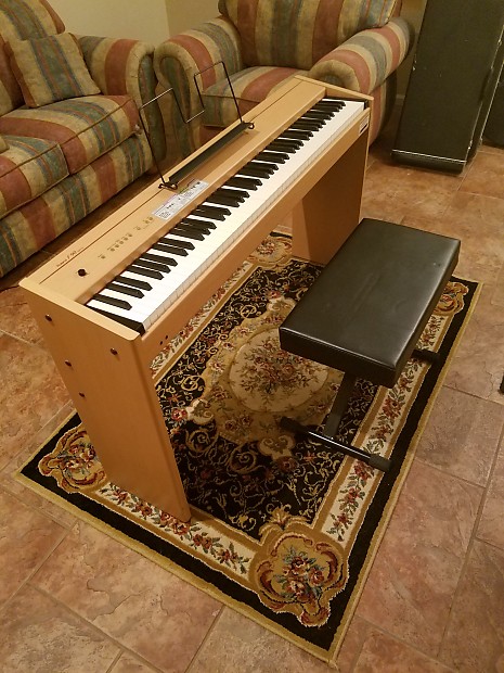 Roland f90 online digital piano