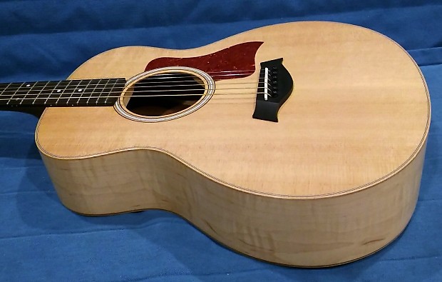 beautiful Taylor GS Mini Maple 2012 Nat