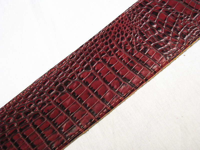 Alligator skin on sale guitar strap