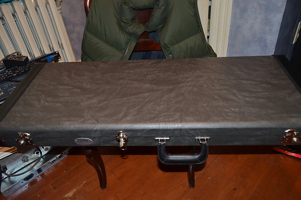 Brian may guitar case top