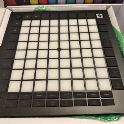Novation Launchpad Pro MKIII Pad Controller 2020 - Present - Black