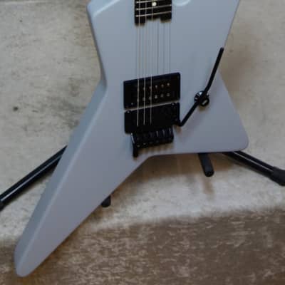 EVH STAR LTD electric guitar in Primer Gray image 4