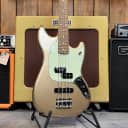 Fender  Player Mustang Bass  2022 Mexique Firemist Gold